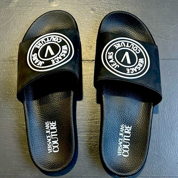 Versace jeans  slides sandals flip flops size 8 - Picture 1 of 4